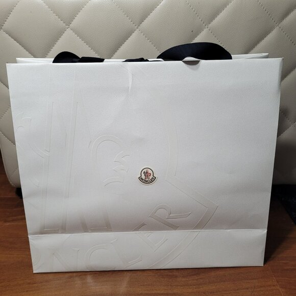 Moncler White Gift Bag Embossed Logo Empty Reusable Decorative Shopping 19 x 16 - Picture 5 of 15